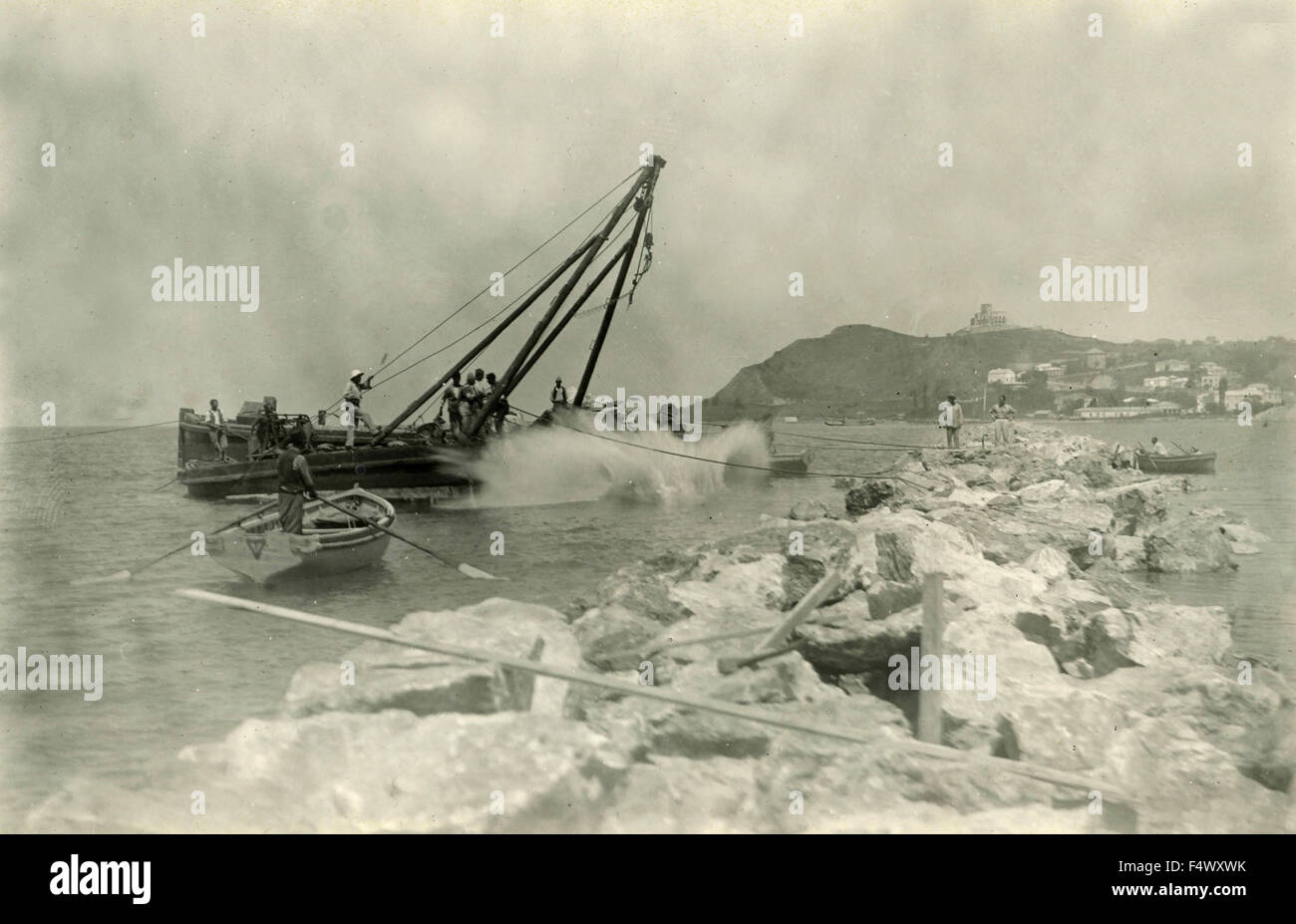 La costruzione del porto di Durazzo, Albania Foto Stock