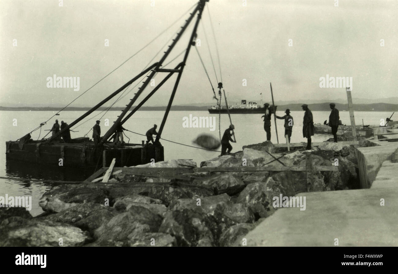 La costruzione del porto di Durazzo, Albania Foto Stock