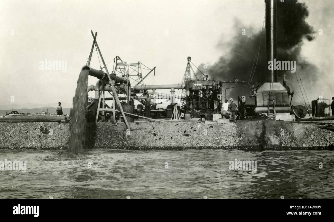 La costruzione del porto di Durazzo, Albania Foto Stock