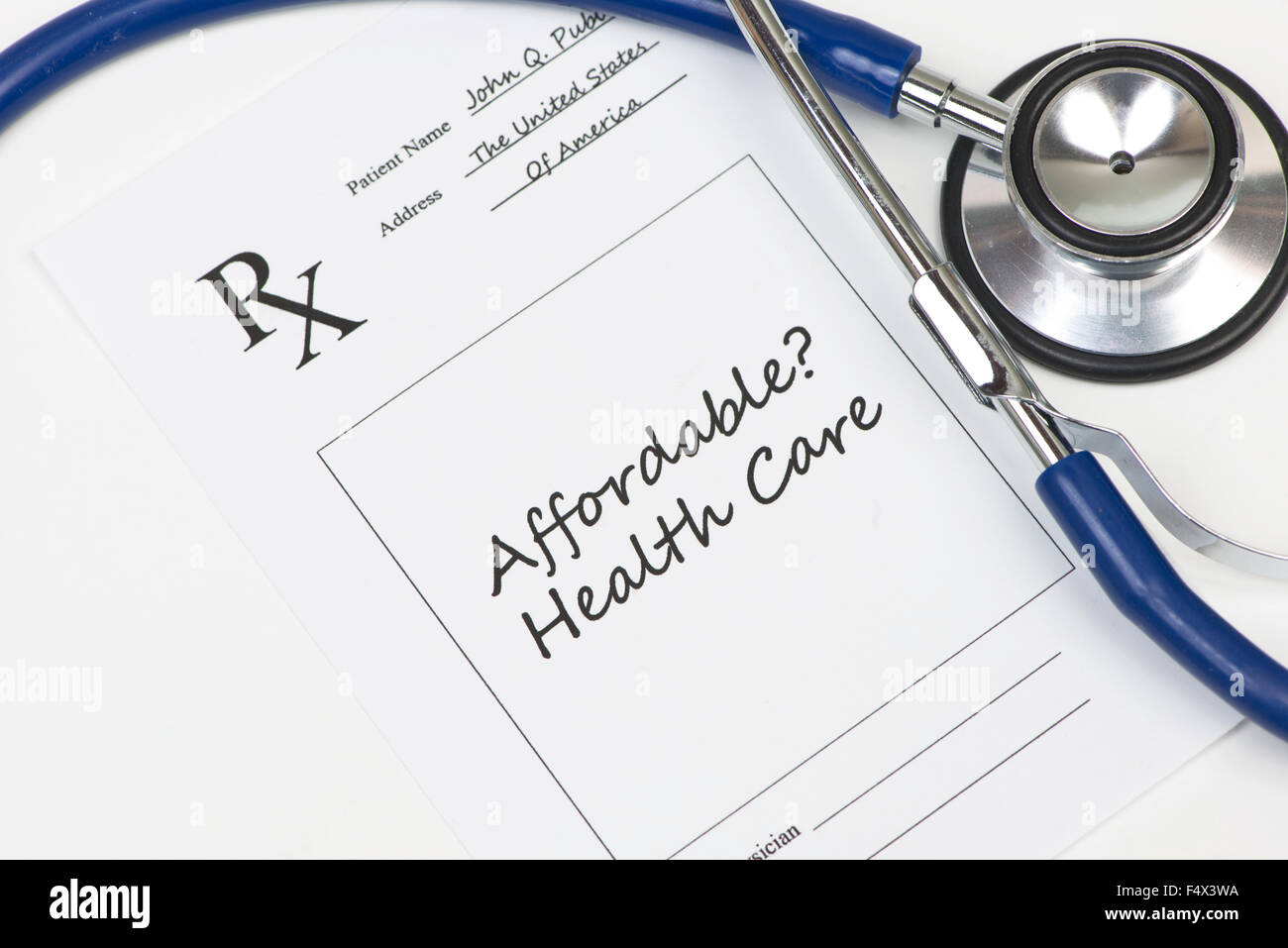 Abbordabili di assistenza sanitaria la prescrizione stetoscopio. Foto Stock