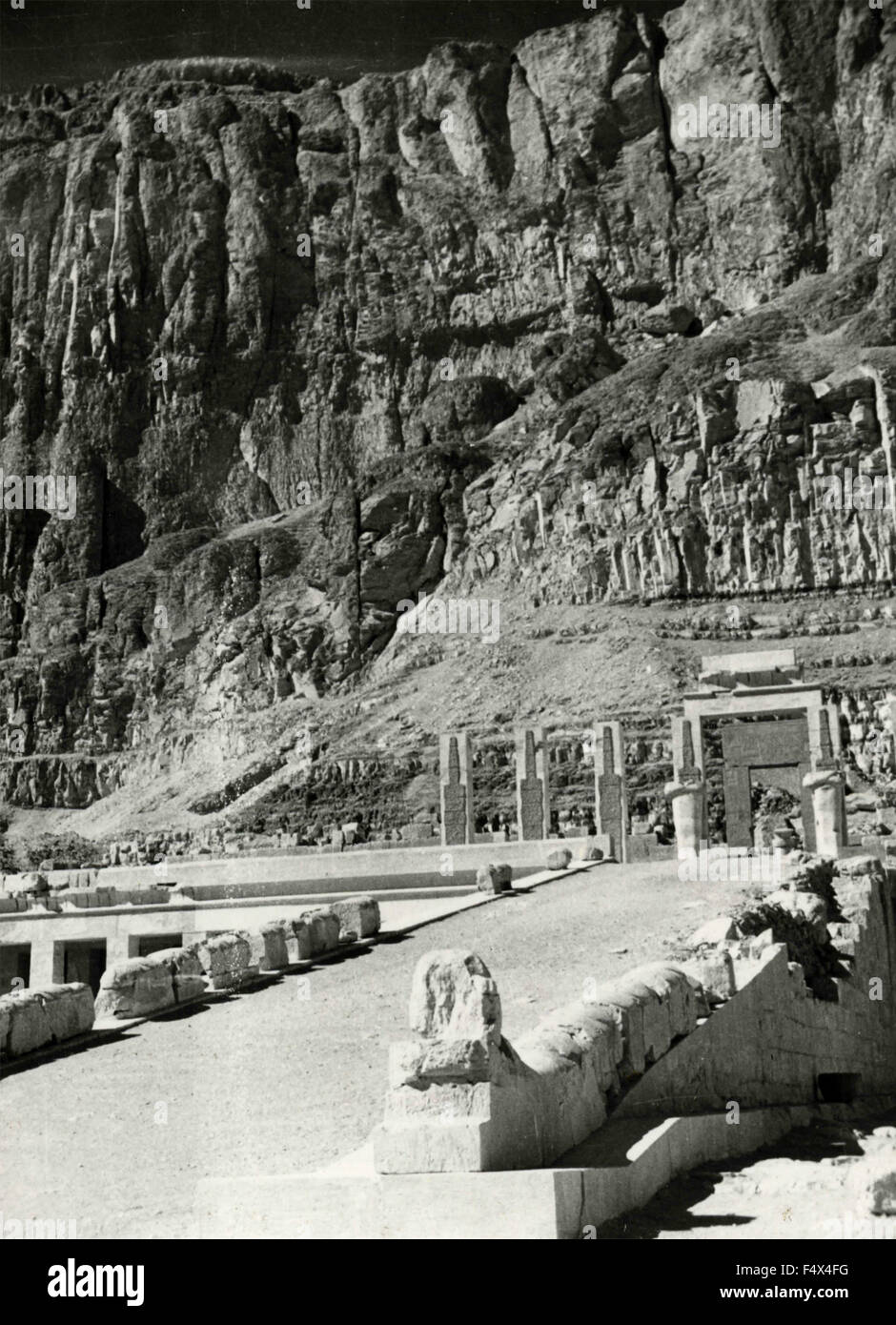 Il Tempio della Regina Hatshepsut, Dar El Bahri, Luxor, Egitto Foto Stock