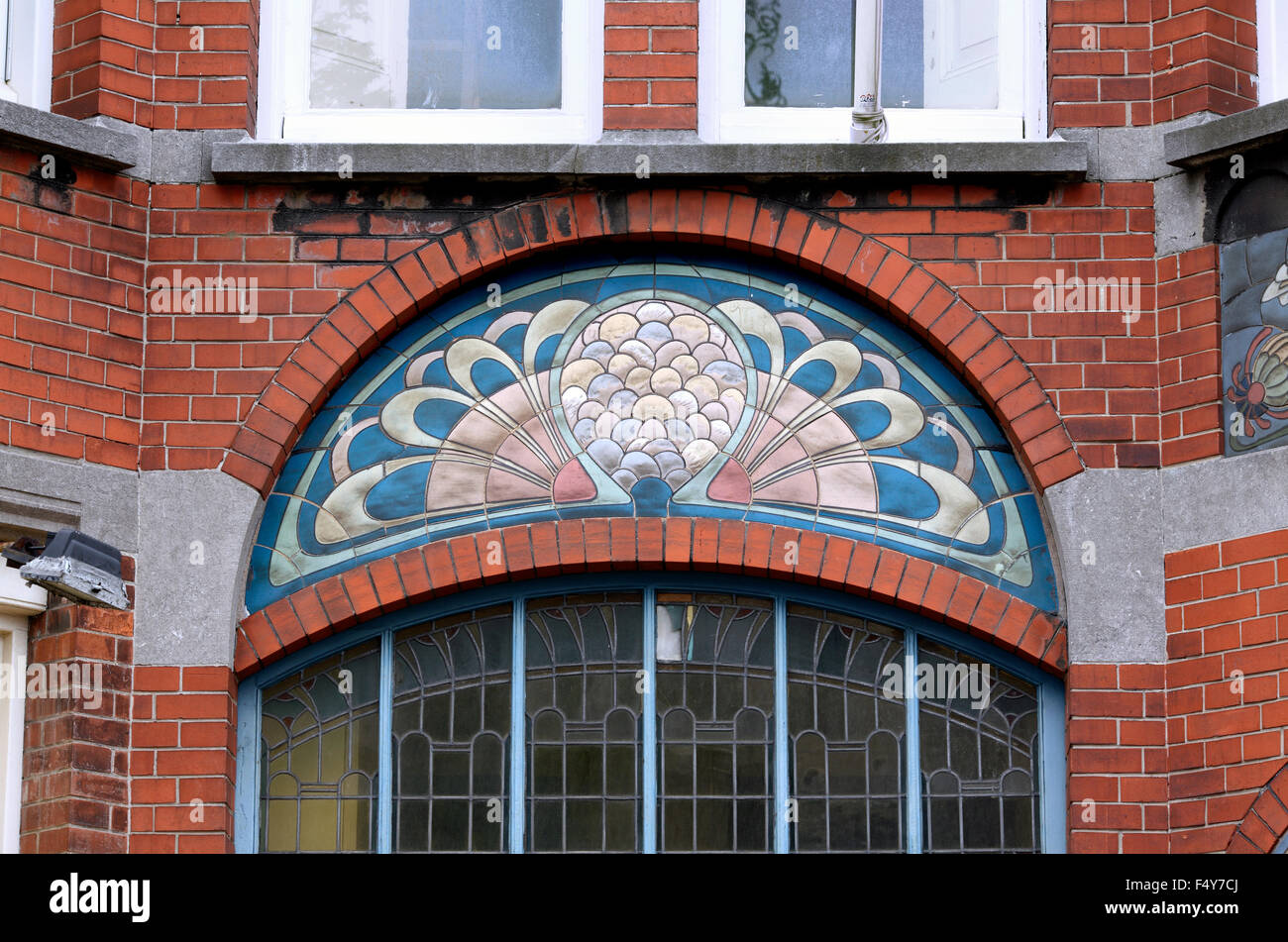 Art Nouveau dettaglio sulla costruzione, Laan van Meerdervoort 164 t/m 168b, Den Haag (L'Aia), Paesi Bassi. Foto Stock