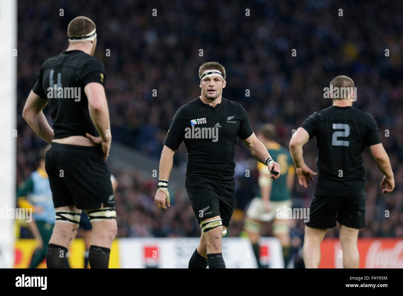 Stadio di Twickenham, Londra, Regno Unito. 24 ott 2015. Coppa del Mondo di Rugby Semi Finale. Il Sudafrica contro la Nuova Zelanda. Nuova Zelanda openside flanker Richie McCaw Credito: Azione Sport Plus/Alamy Live News Foto Stock