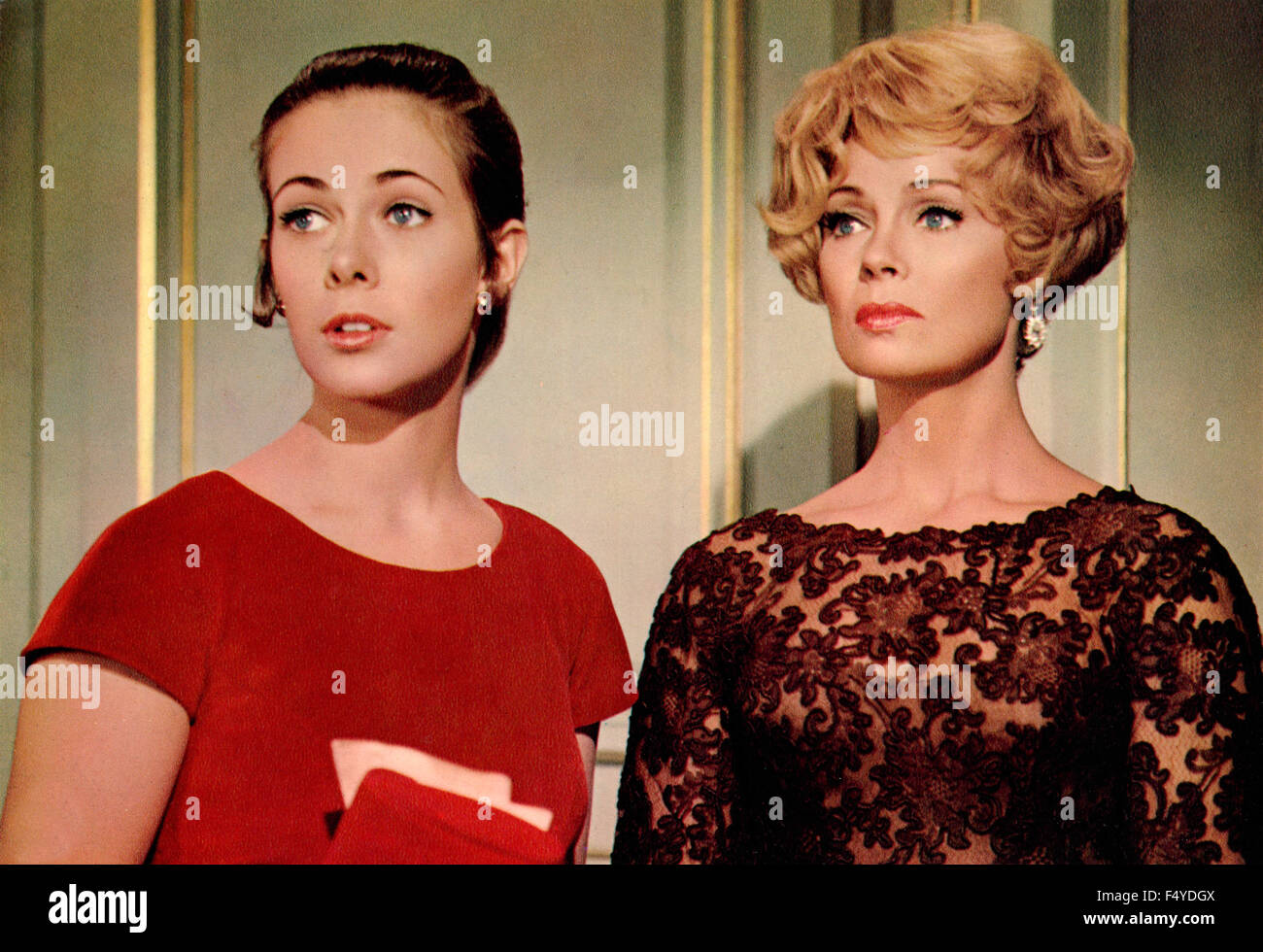 L'attrice francese Claude Jade e Dany Robin nel film di Hitchcock Topaz, 1969 Foto Stock