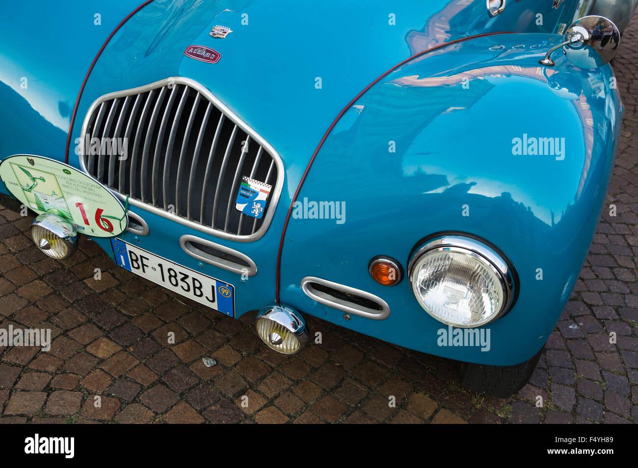 Concorso di eleganza per automobili' in una sera d'estate al Parco del Valentino , Torino. Foto Stock