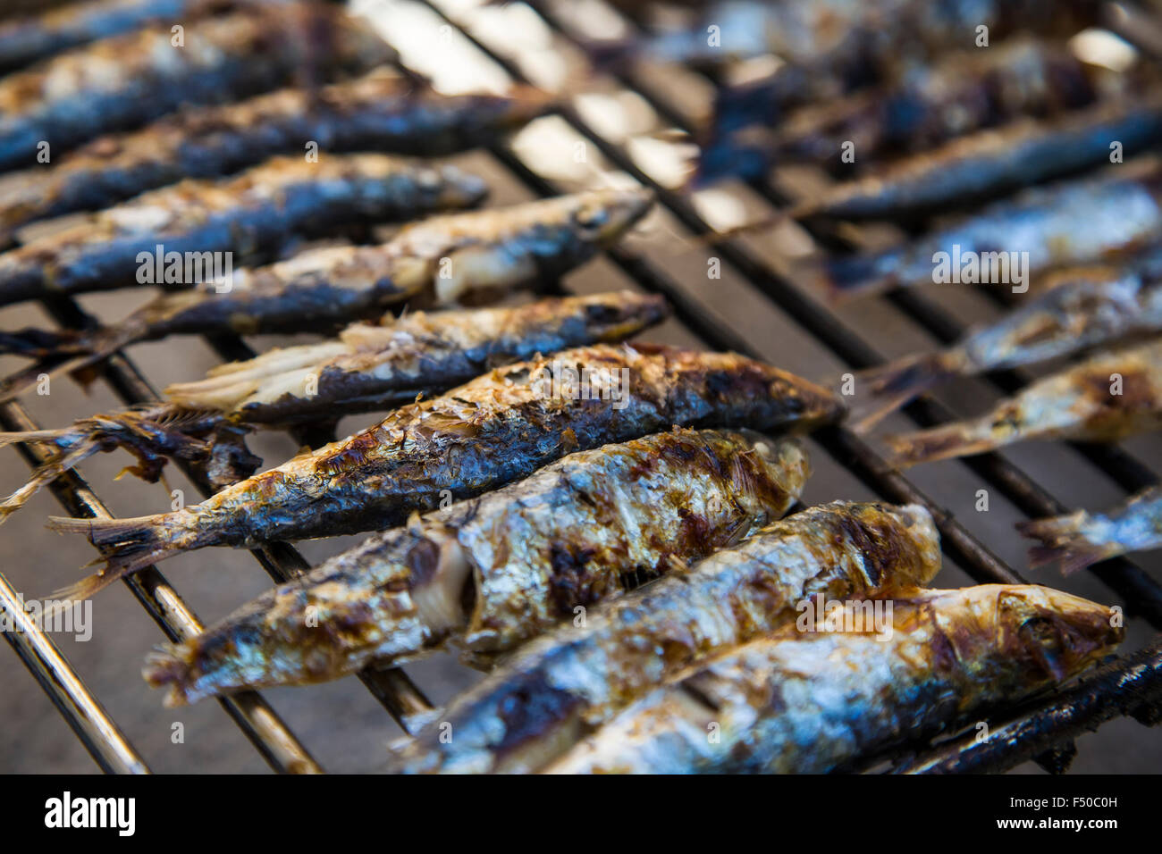 Cibo In Miniatura Per Case Delle Bambole Scala 1:10 - 20 Pezzi Di Pesce Alla Griglia, Artigianale