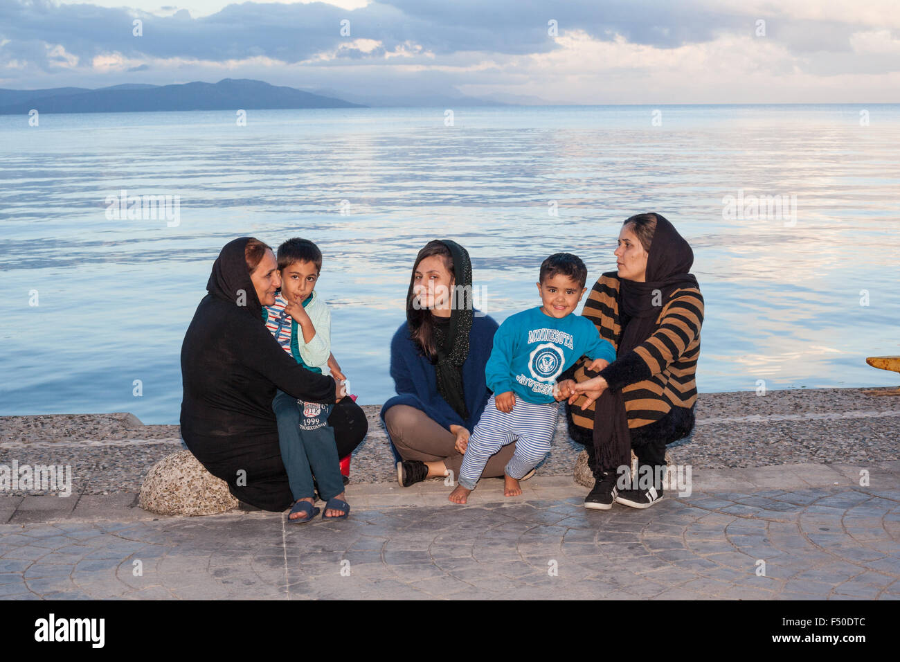 Gli immigrati da Afghanistan in Kos, Grecia il 24 ottobre 2015. Ha passato il mare Egeo due giorni prima. Foto Stock