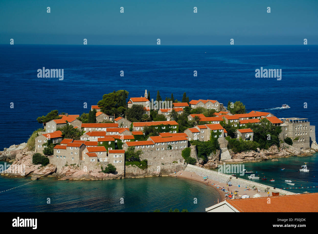 Sveti Stefan isola in Budva, Montenegro, Balcani Foto Stock