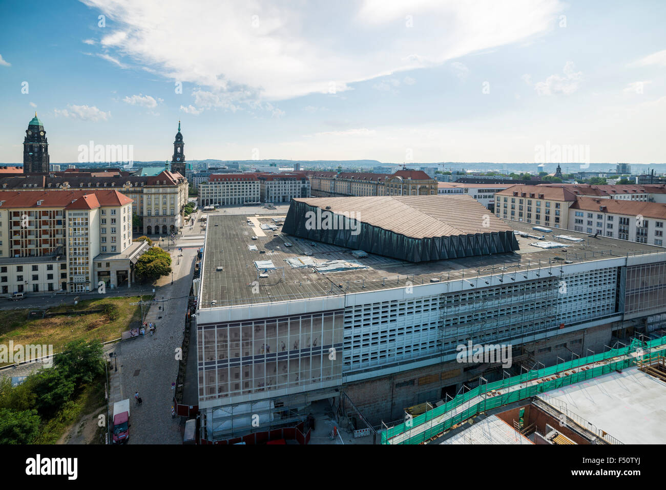Un' antenna vista panoramica di Dresda palazzo della cultura nella parte vecchia della città Foto Stock