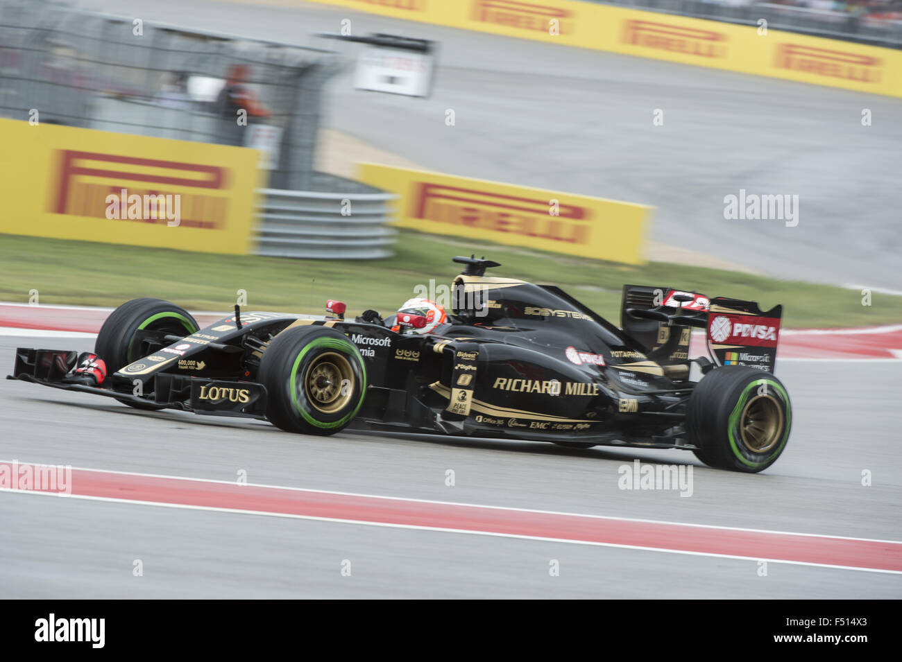 Austin, Texas, USA. 25 ott 2015. Roman Grosjean n. 8 per il team Lotus F1 team, proveniente in uscita di curva 17 Credito: Hoss Mcbain/ZUMA filo/Alamy Live News Foto Stock