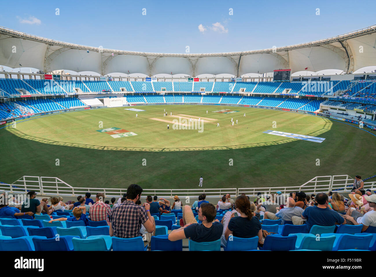 Cricket Test Match btwn Inghilterra e Pakistan nel mese di ottobre 2015 a Dubai International Cricket Stadium Dubai Emirati Arabi Uniti Foto Stock