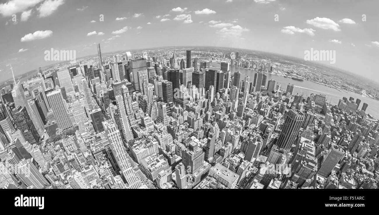 Bianco e nero lente fisheye vista aerea di Manhattan, New York, Stati Uniti d'America. Foto Stock