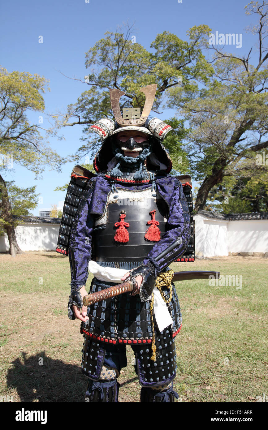 Il samurai giapponese uniformi Abbigliamento con spada katana Foto Stock