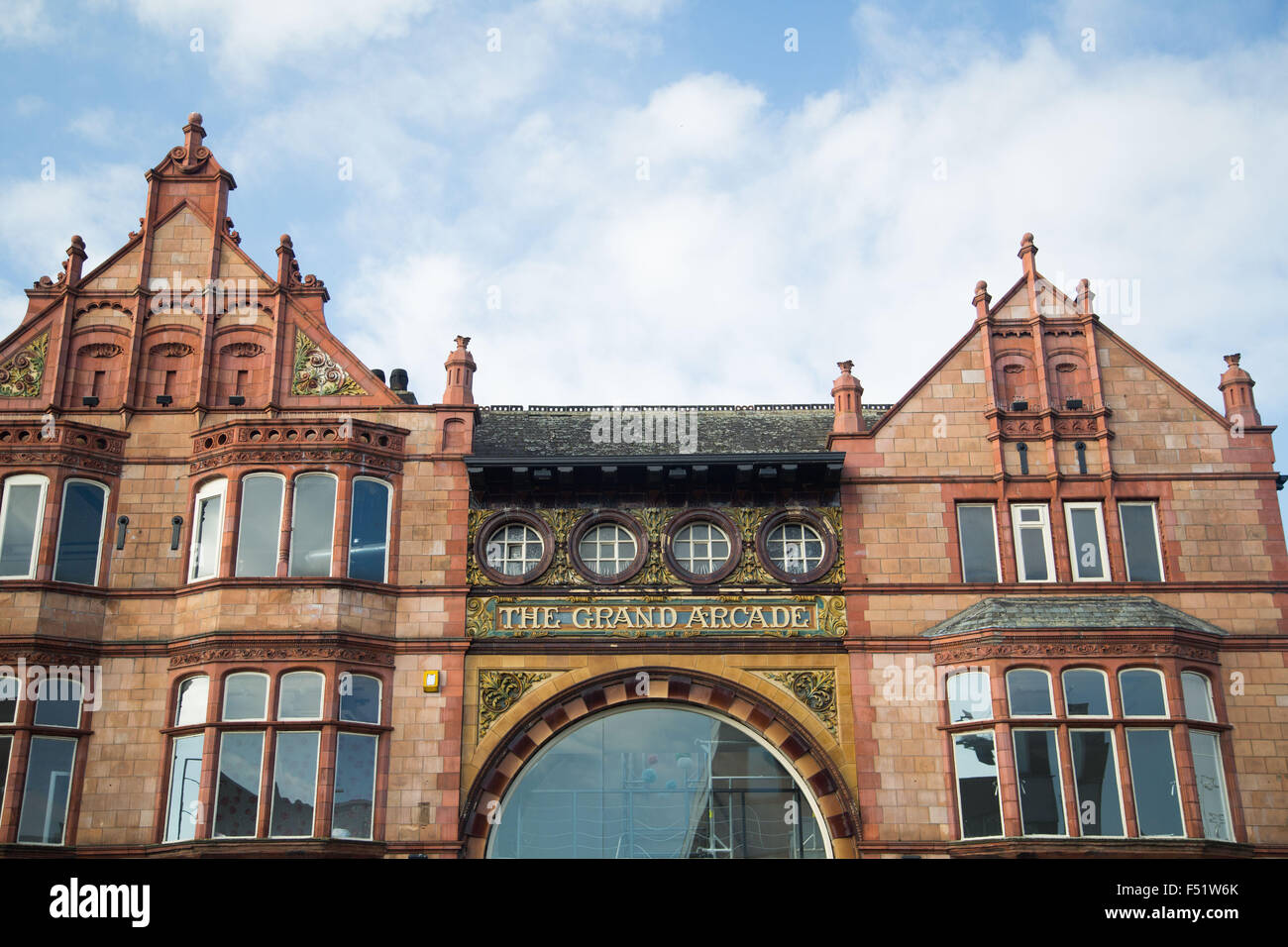 Il grand arcade shopping a Leeds, West Yorkshire, Regno Unito. il grado ii-elencati di Victorian shopping arcade fu costruito nel 1897 Foto Stock
