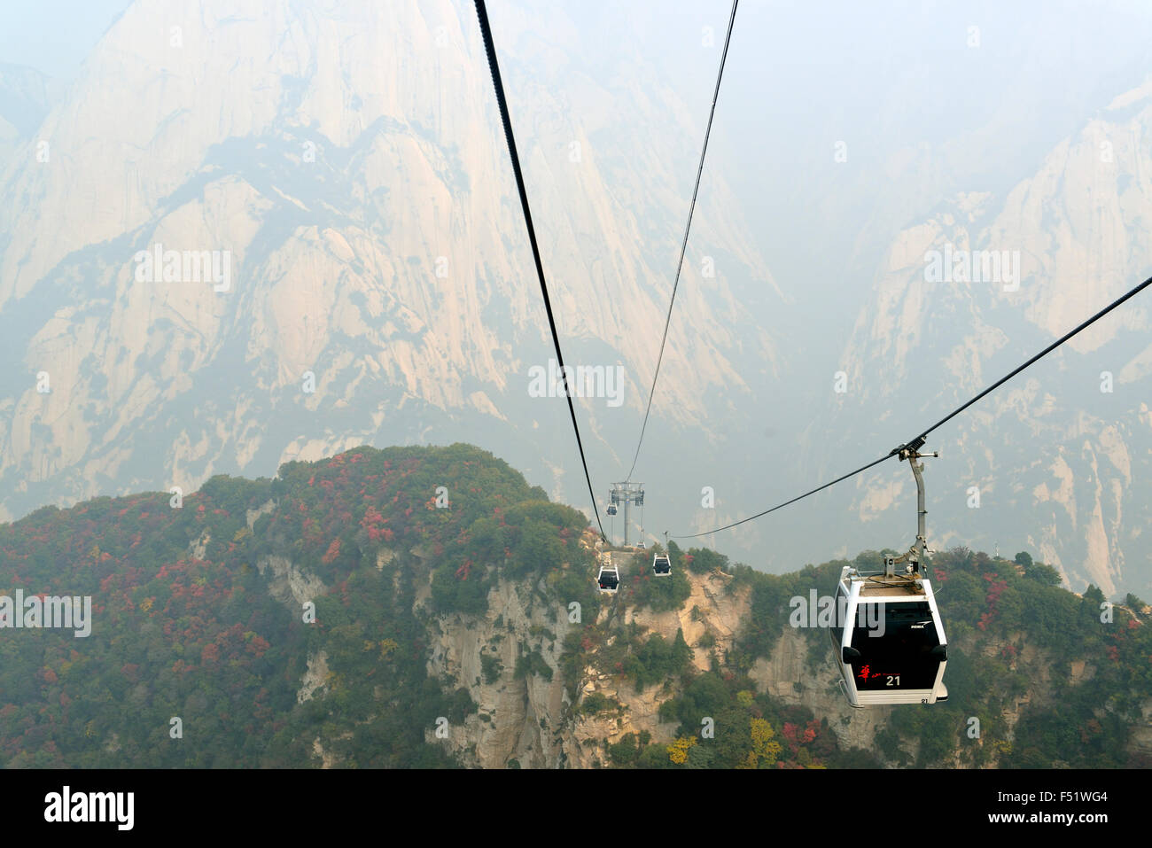 La funivia sulla punta occidentale del monte Hua in Shanxi, Cina. Foto Stock
