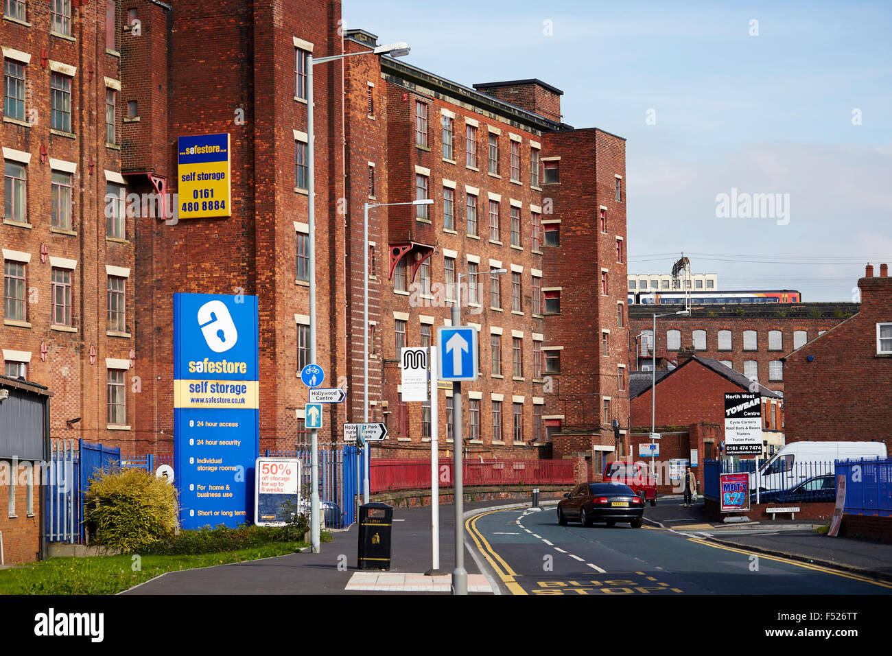 Kingston Centro Business, Chestergate,Stockport un sito Safestore nell'ex mulino di Kingston del diciannovesimo secolo la filatura del cotone Foto Stock