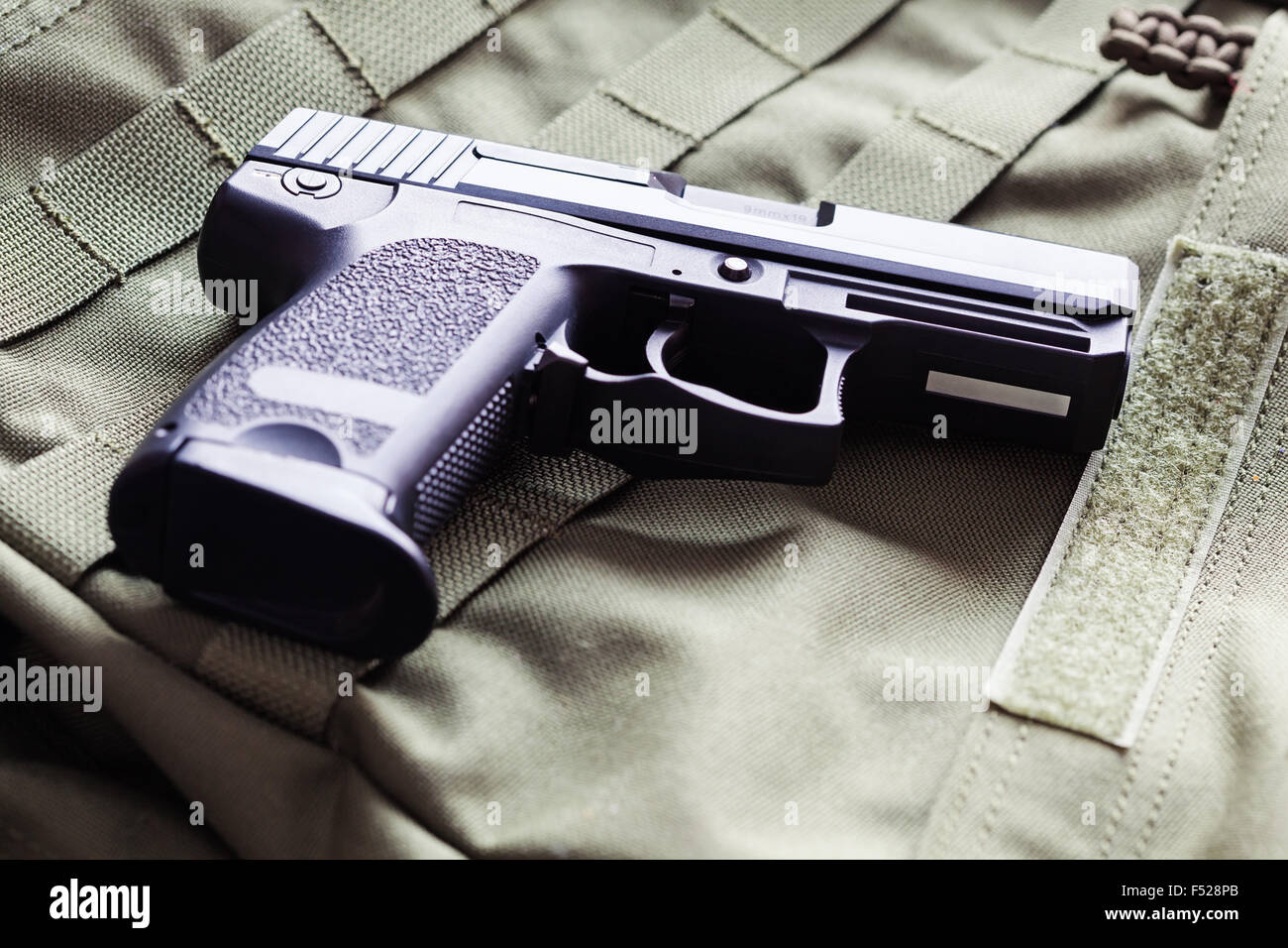 9mm x 19 pistola semi-automatica di close-up, studio shot Foto Stock