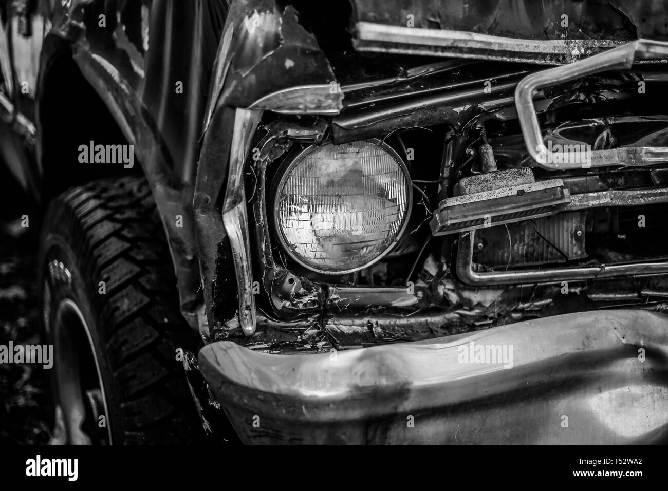 Close up dettaglio della parte anteriore del si è schiantato chevy chevrolet pick-up Foto Stock