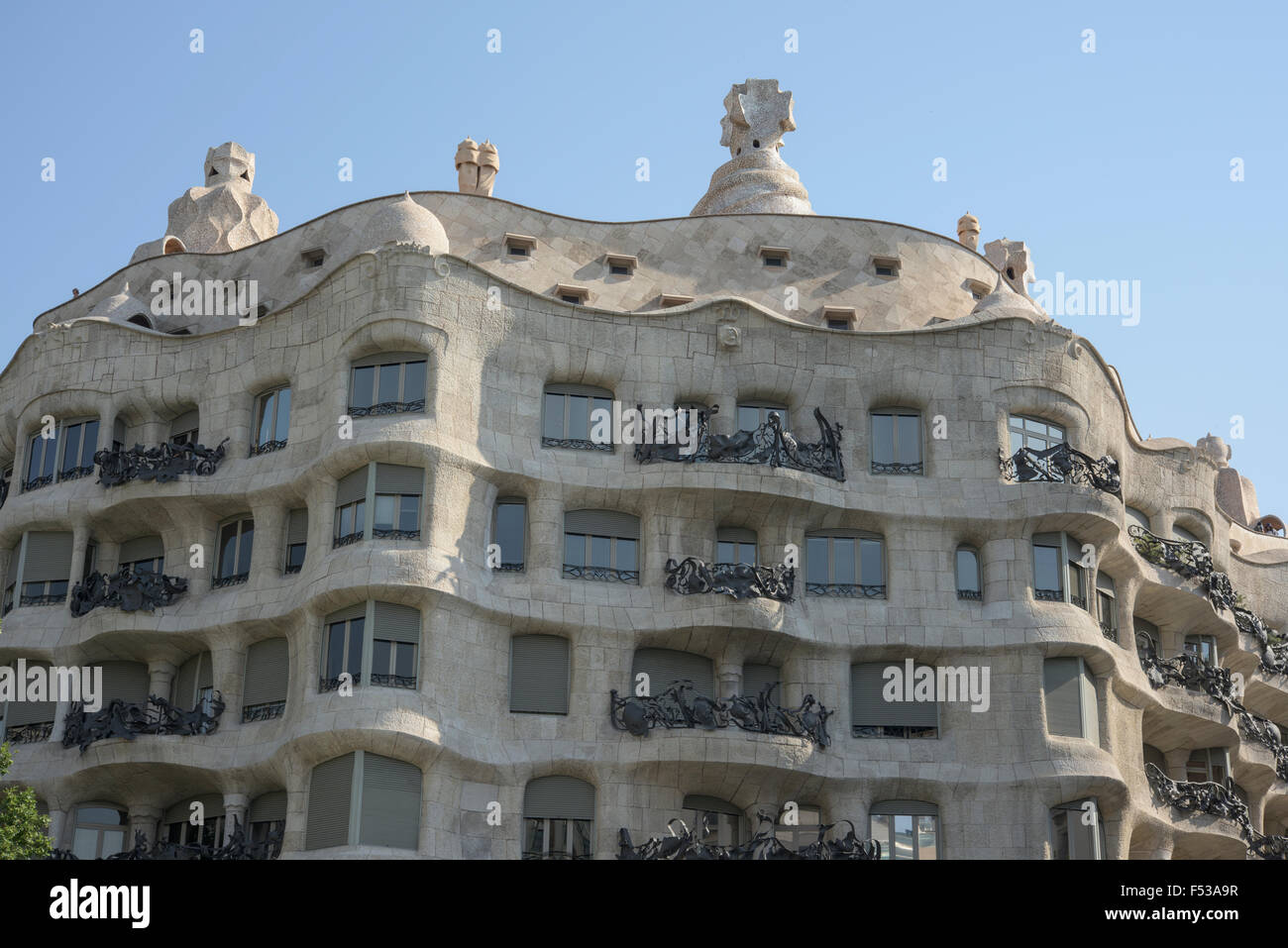 Casa Milà, un edificio modernista di Barcellona, in Catalogna, Spagna. Foto Stock