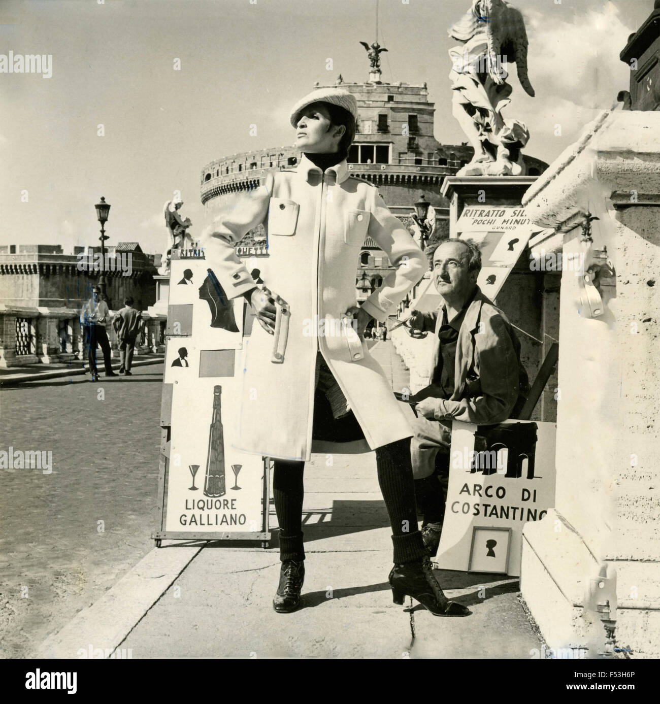 Pubblicità ladies moda abbigliamento , roma, Italia Foto Stock