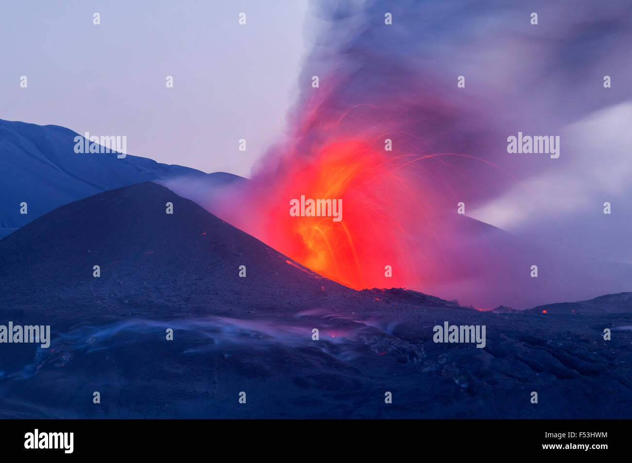 Volcan cordon Caulle, regione de los Rios, Cile. eruzione in Cile, Vulcano. Foto Stock