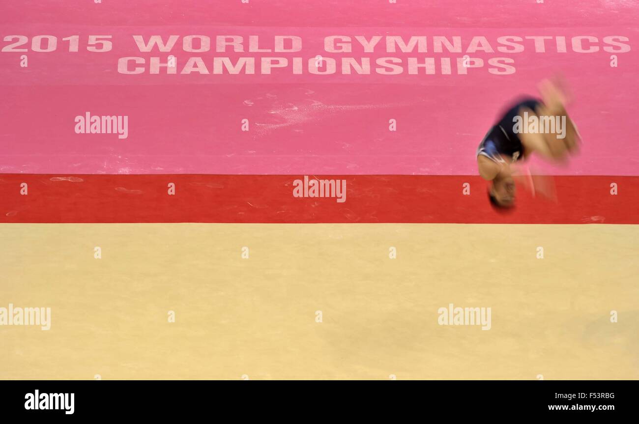SSE idro, Glasgow, Scotland, Regno Unito. 26 ottobre, 2015. Piano. 2015 FIG ginnastica artistica campionati del mondo. SSE idro. Glasgow. La Scozia. Regno Unito. 26/10/2015. Credito: Sport In immagini/Alamy Live News Foto Stock