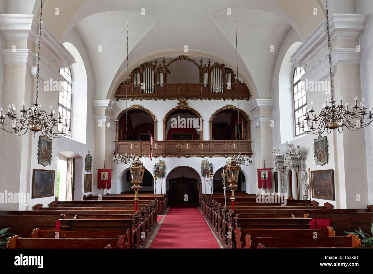 Il castello e la Chiesa Parrocchiale di San Giacomo, Schloss Artstetten, Artstetten, Austria Inferiore, Austria Foto Stock