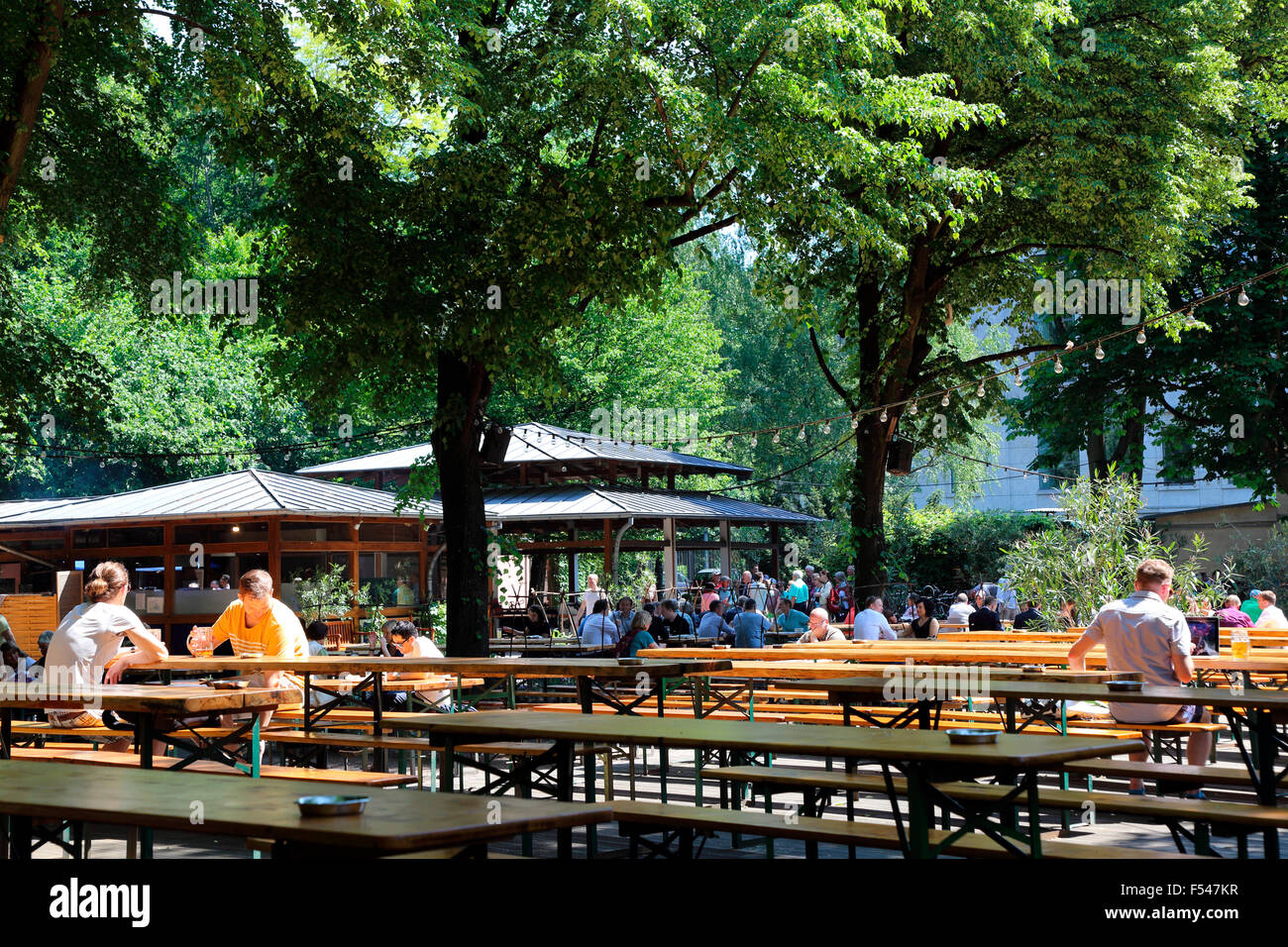 Berlin Cafè am neuen vedere Tiergarten Foto Stock
