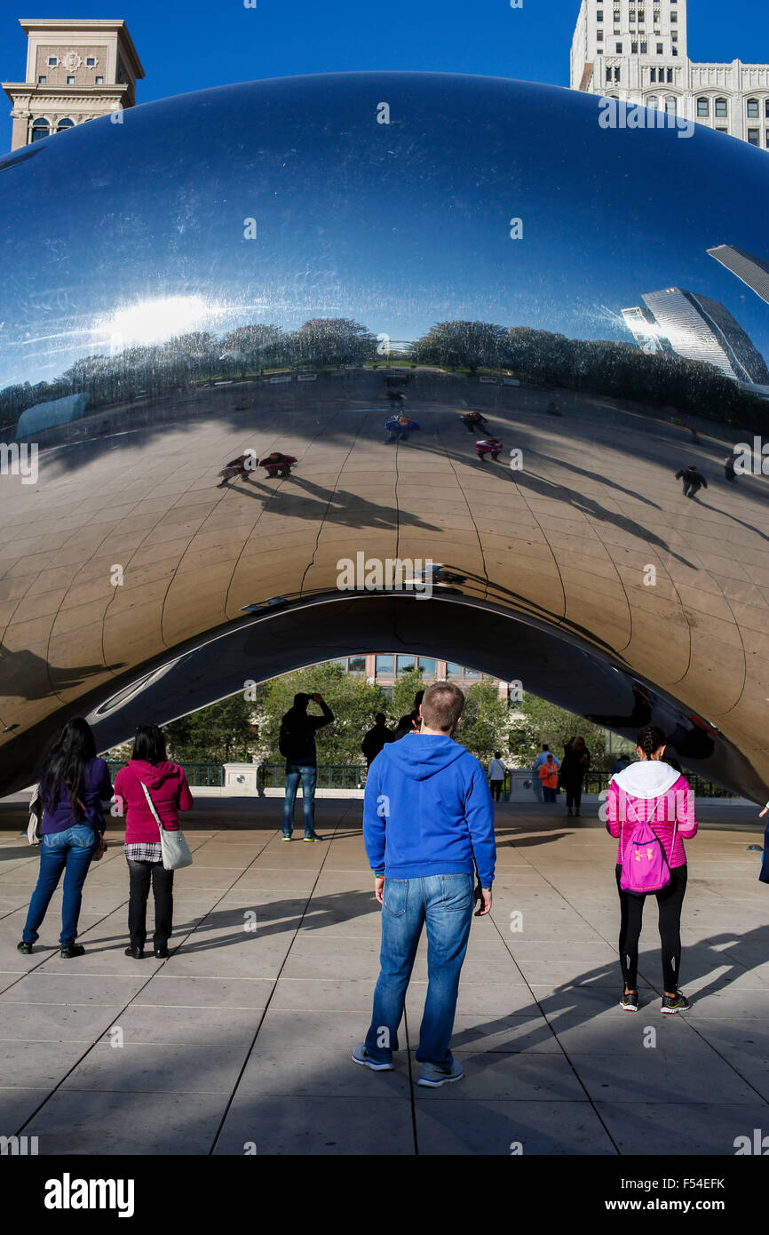 Cloud Gate scultura in Chicago Foto Stock