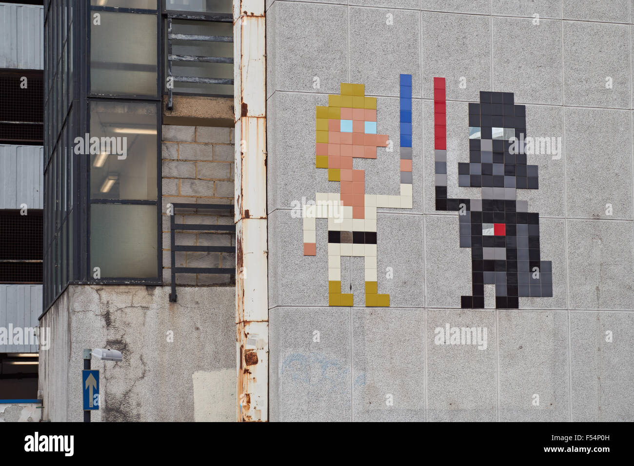 Star Wars arte di strada sul lato del vecchio edificio sulla strada a tendina, Londra England Regno Unito Regno Unito Foto Stock