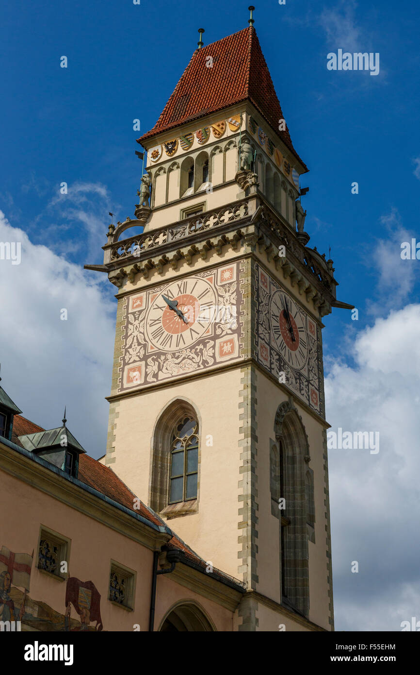 Il famoso xiv secolo la torre dell orologio del Municipio in Passau, Germania. Foto Stock