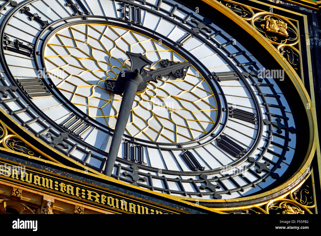 Londra, Inghilterra, Regno Unito. Big Ben - closeup del clockface Foto Stock