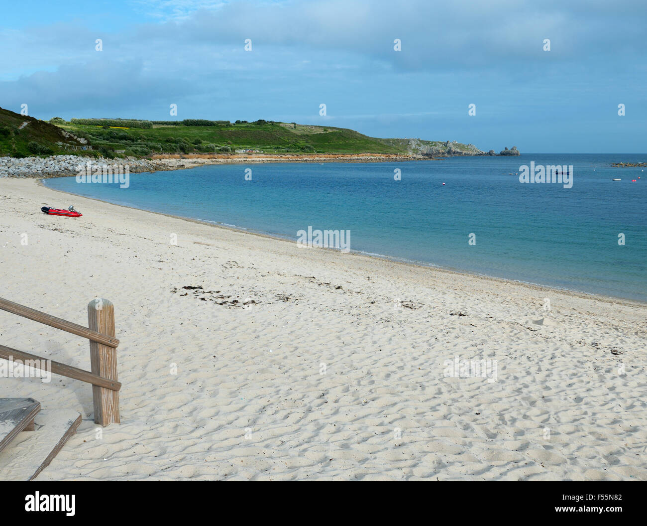 Porthcressa spiaggia sabbiosa di St. Mary's, isole Scilly, Cornwall Inghilterra. Foto Stock
