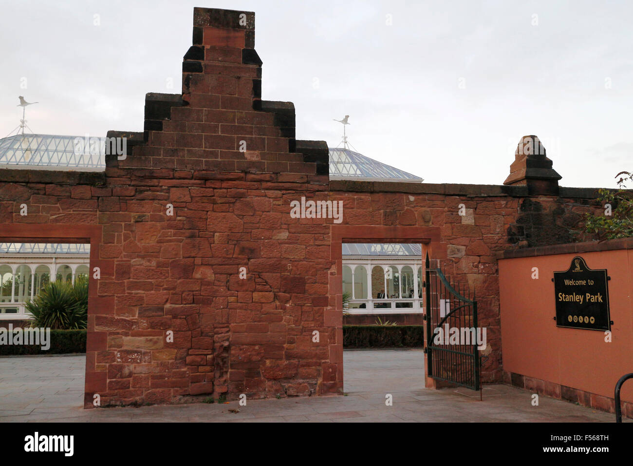 Ingresso al Parco di Stanley Liverpool England Regno Unito Foto Stock
