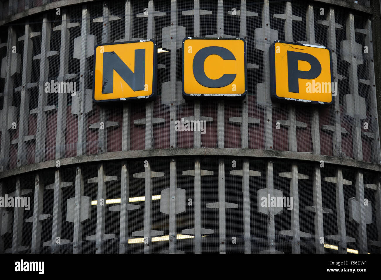 NCP (National Car Parks) firmano il logo. Foto Stock