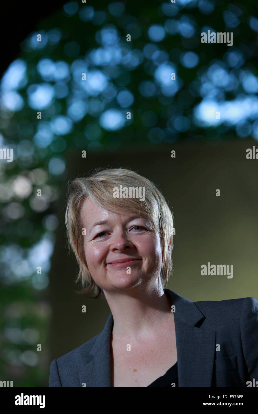 Sarah acque. Edinburgh International Book Festival 2014 foto scattate in Charlotte Square Gardens. Edimburgo. Pak@ Mera 25/08/20 Foto Stock