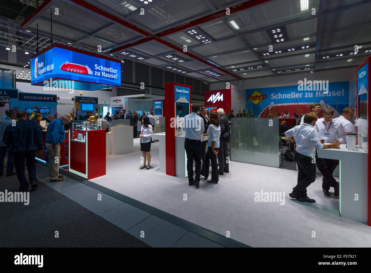 Stand della società AVM, produttore del router popolare Fritz! Casella. Radio internazionale mostra Berlino (IFA) Foto Stock