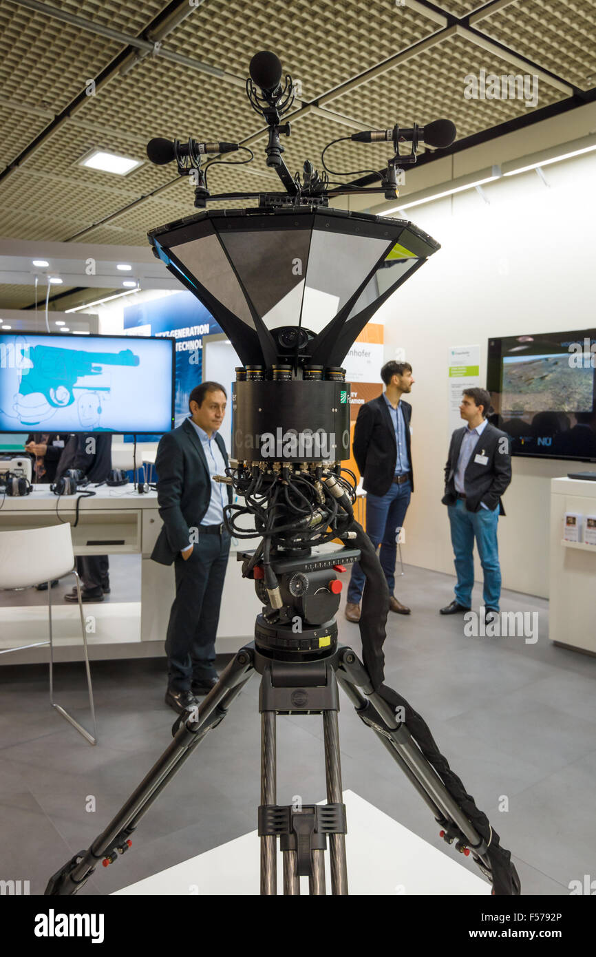 Berlino - 04 settembre 2015: Panoramica Video UHD Fraunhofer OmniCam-360. Radio internazionale mostra Berlino (IFA). Foto Stock