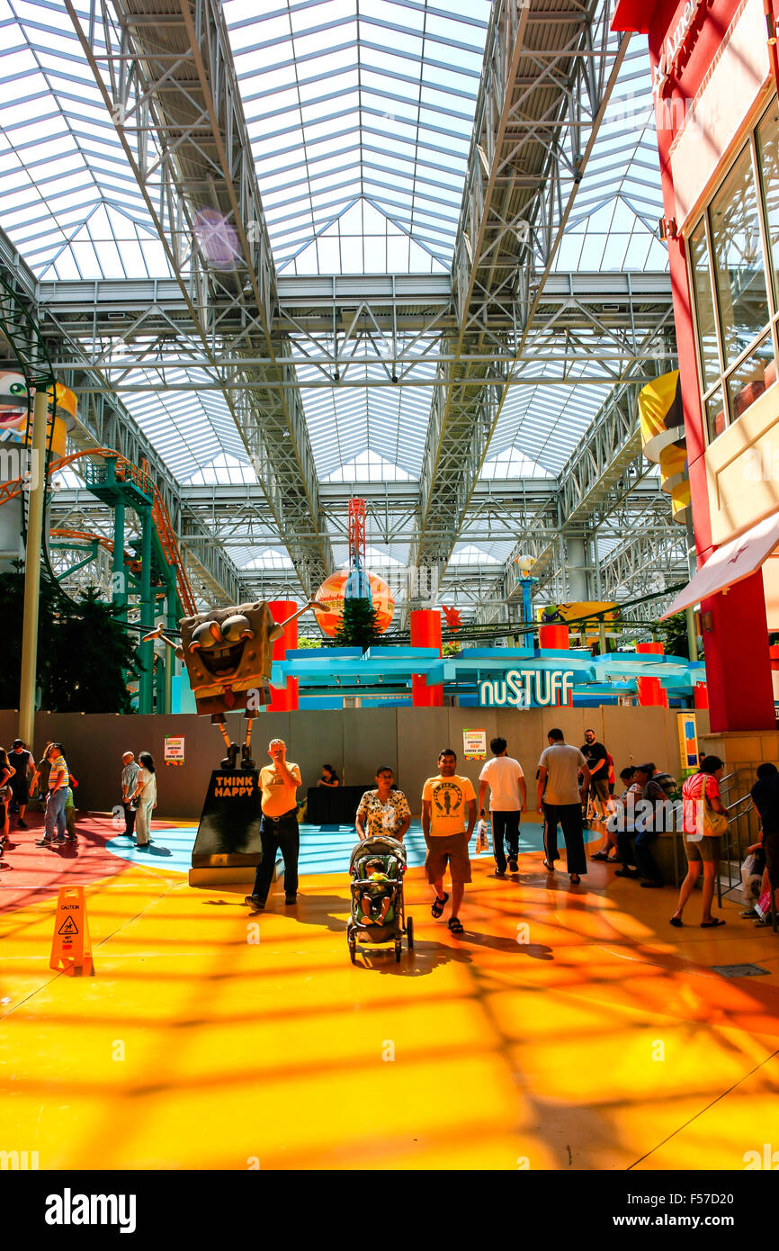 Nu Stuff divertimenti presso la piscina Mall of America luogo di shopping in Minneapolis MN Foto Stock