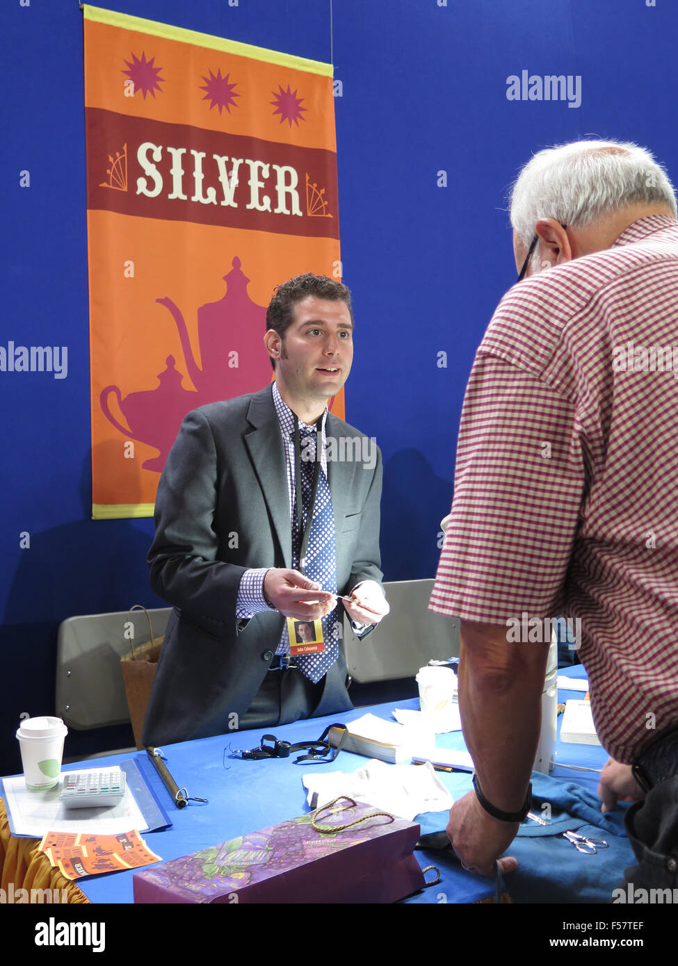 Mostra di antiquariato durante le riprese al Javits Center di New York City. Foto Stock