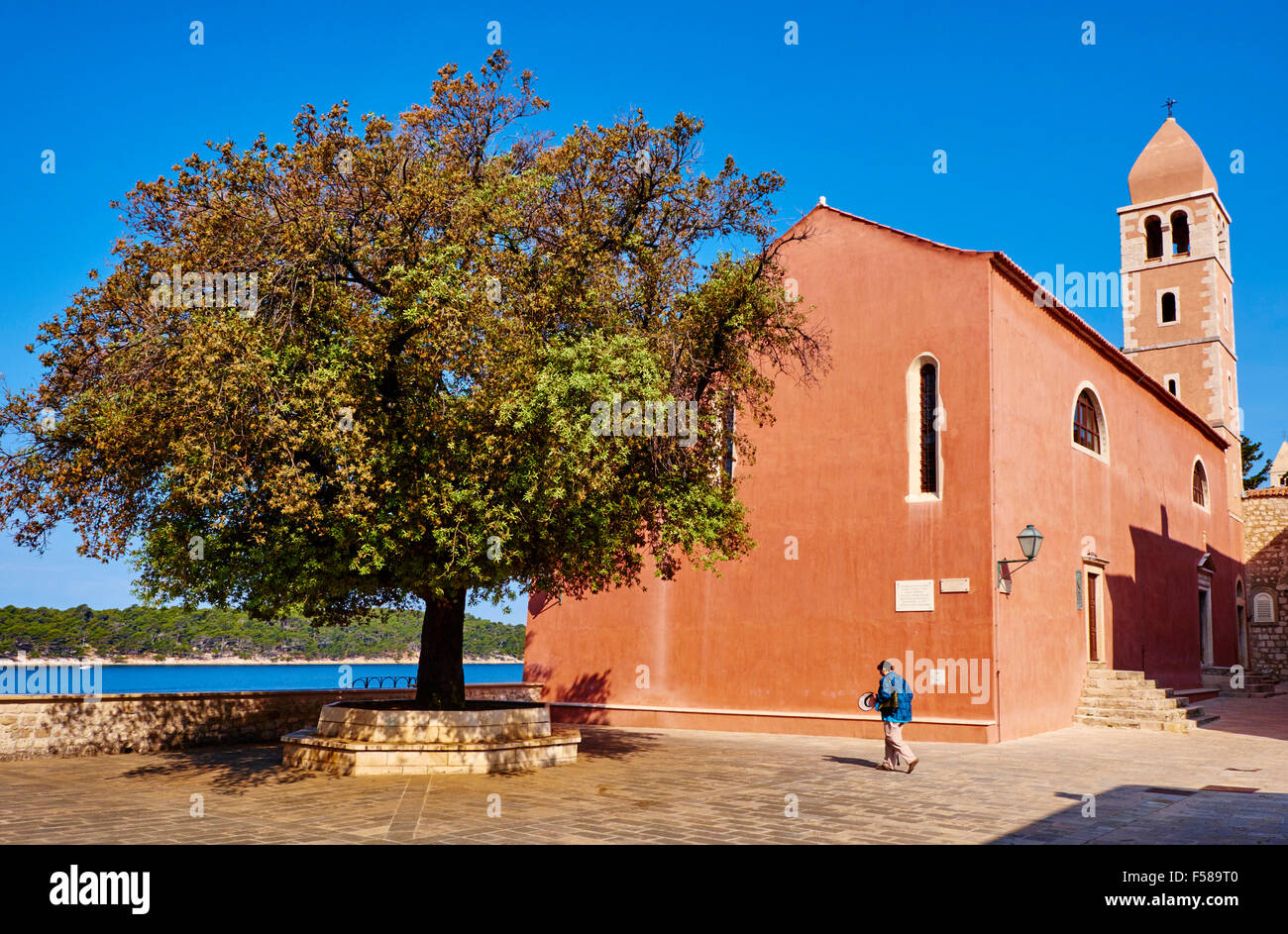 Croazia, baia di Kvarner, Isola e citta di Rab Foto Stock