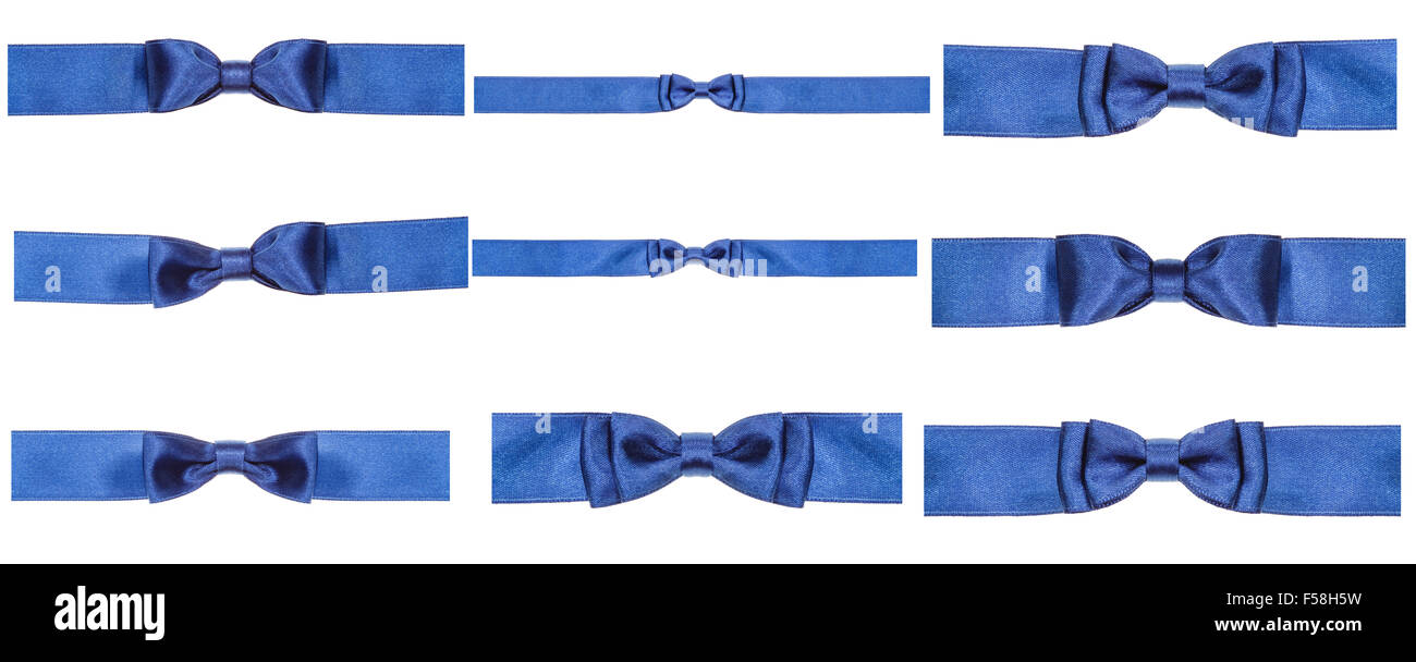Set di prua blu nodi su nastri di raso isolati su sfondo bianco Foto Stock