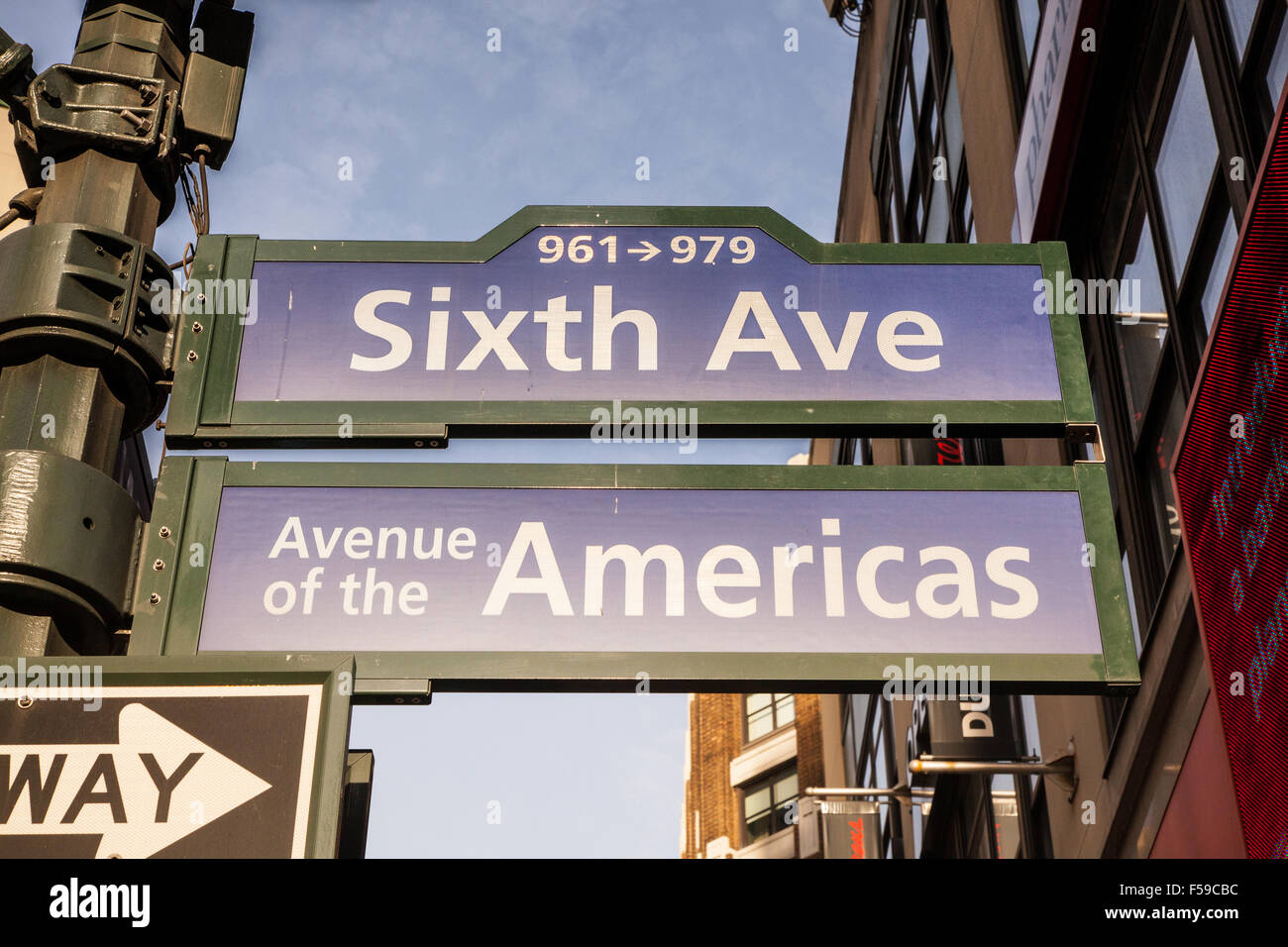 Sesta 6th Avenue, Avenue of the Americas strada segno, Manhattan, New York City, Stati Uniti d'America. Foto Stock