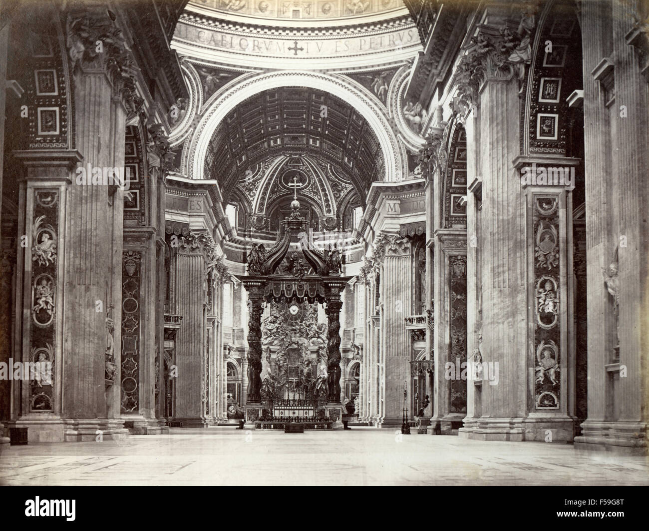 Interno della chiesa di st. Pietro, Roma, Italia Foto Stock