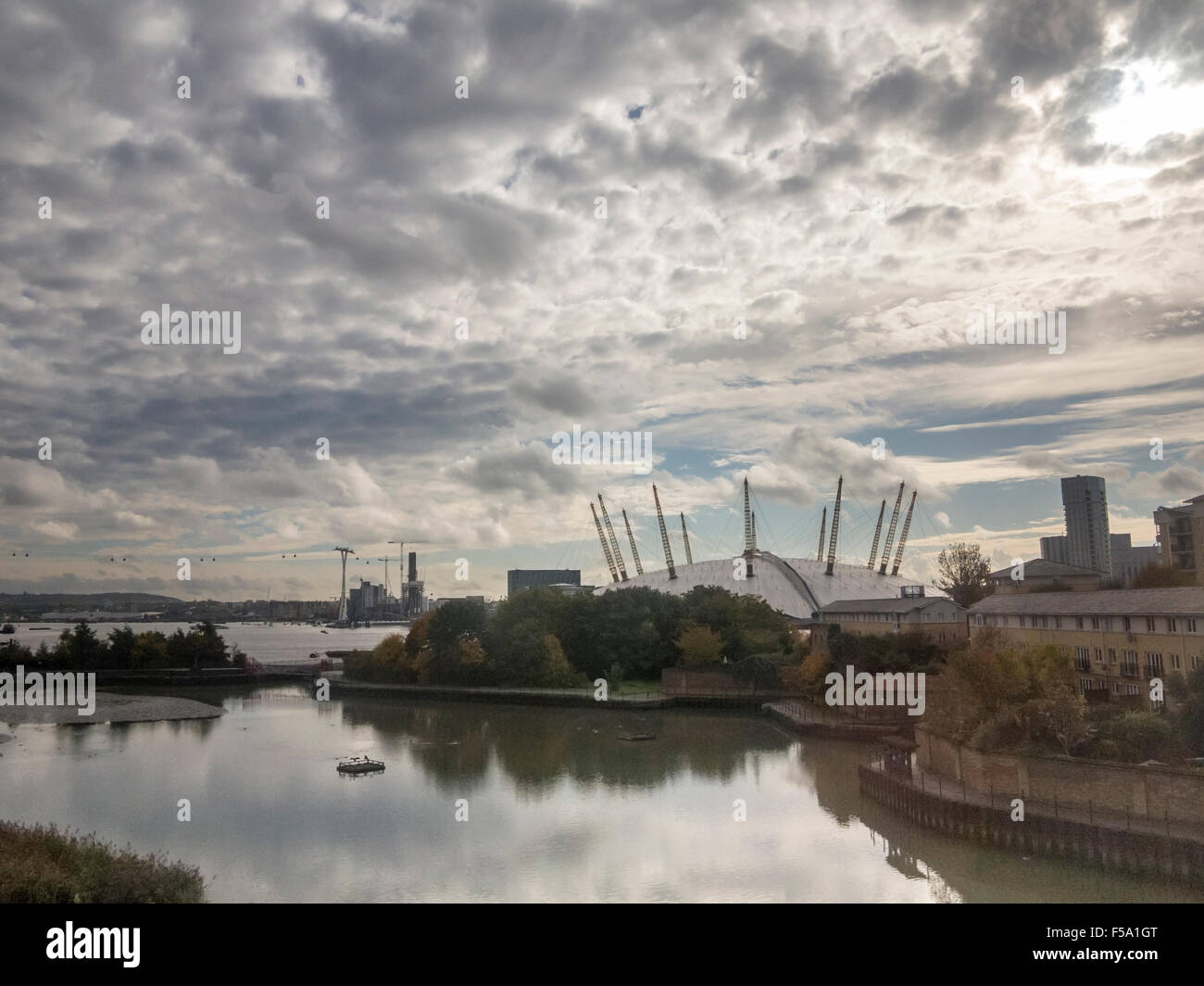 La mattina presto e il Millennium Dome Foto Stock