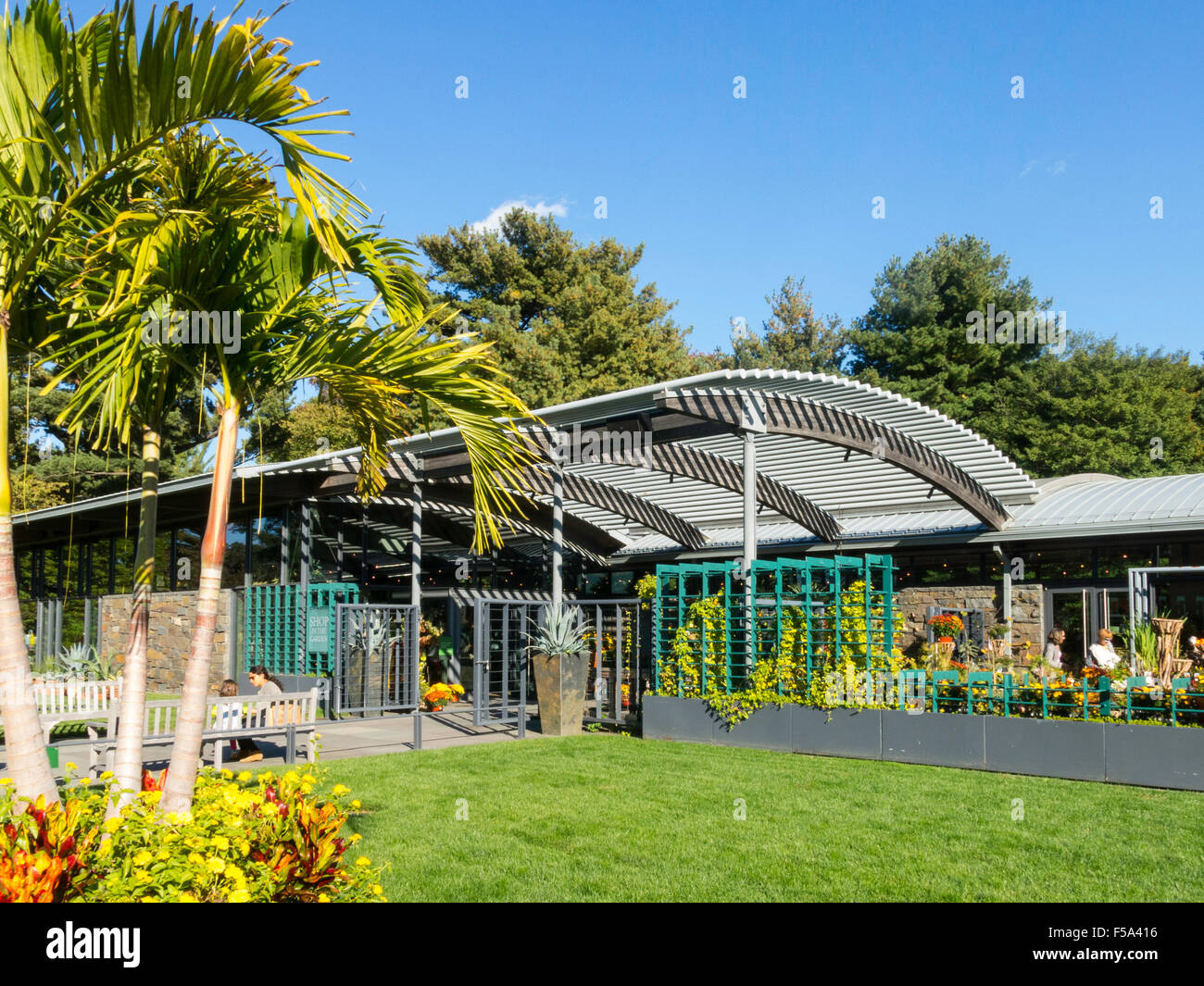 Leon Levy Visitor Center; New York Giardino Botanico, Bronx, NY, STATI UNITI D'AMERICA Foto Stock