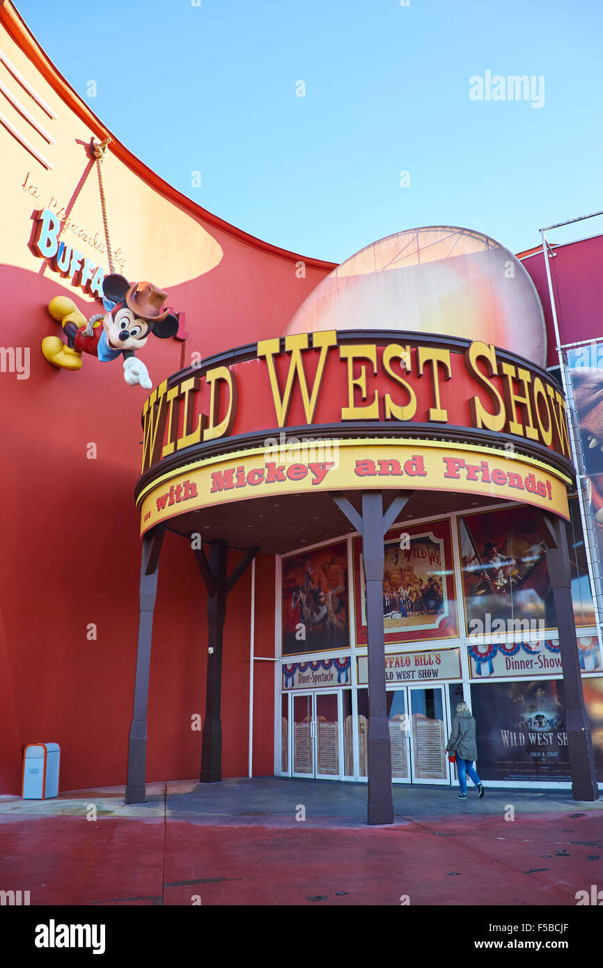 Ingresso di Buffalo Bill's Wild West Show all'interno del Villaggio Disney, Disneyland Paris Marne-la-Vallée Chessy Francia Foto Stock