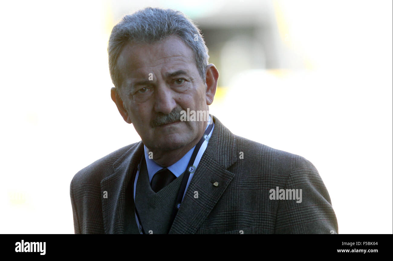 Udine, Italia. 1 Novembre, 2015. Carlo Rossi Sassuolo il presidente appare durante il campionato italiano di una partita di calcio tra Udinese Calcio v Sassuolo Calcio in Friuli Stadium il 01 novembre, 2015 a Udine. Credito: Andrea Spinelli/Alamy Live News Foto Stock