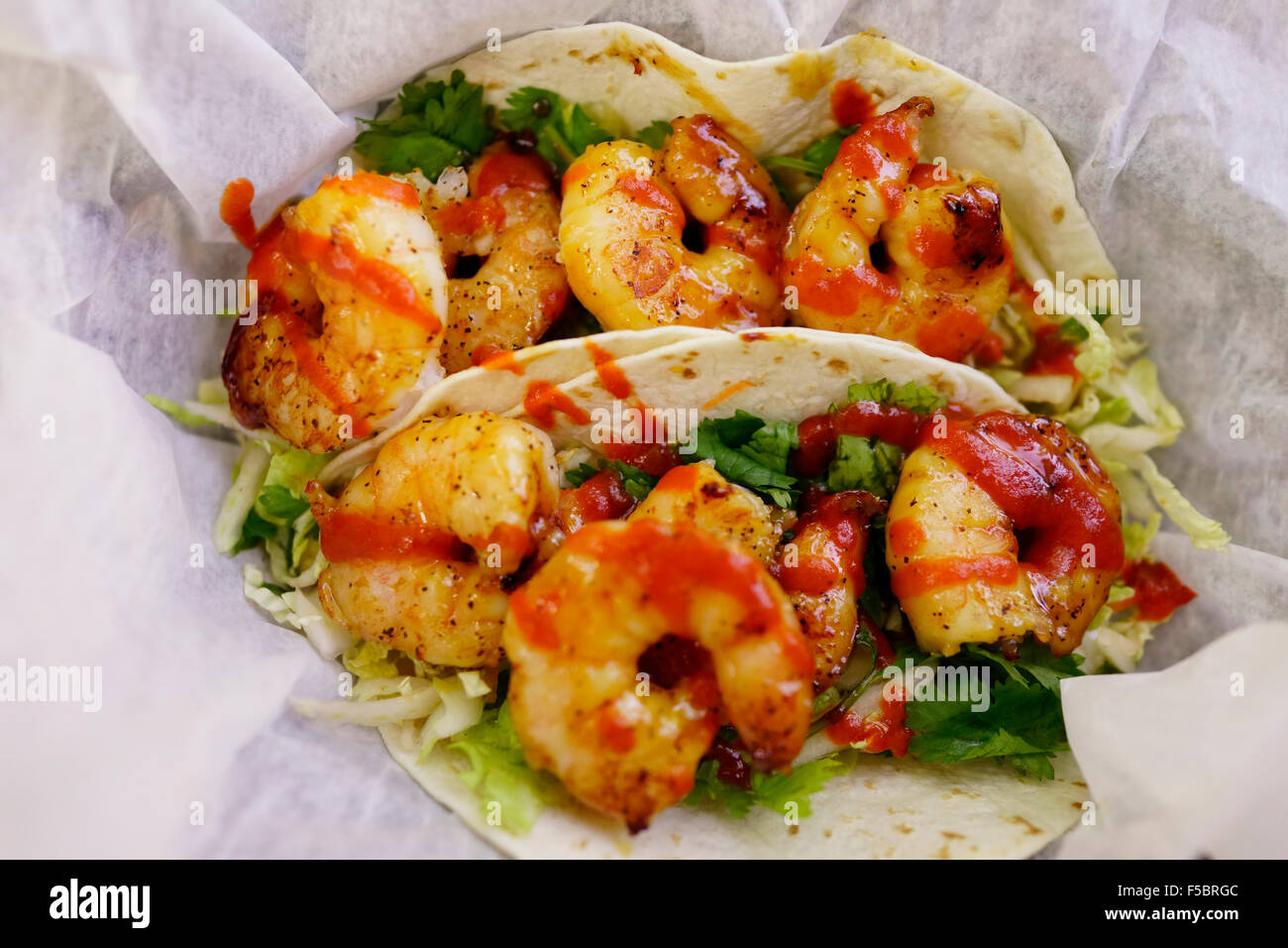 Garbo's Grill Food Cart / Yum Yum gamberetti in tortilla di farina, Mango lo zenzero Habanero gamberi satinato / Key West Florida USA Foto Stock