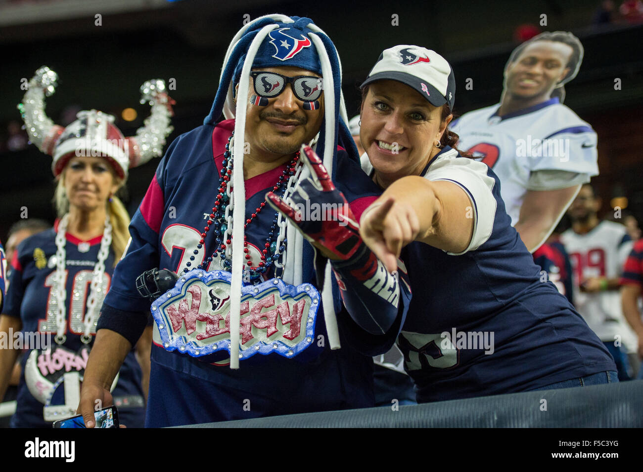 Houston, Texas, Stati Uniti d'America. 1 Nov, 2015. Houston Texans fans prima di un gioco di NFL tra Houston Texans e Tennessee Titans a NRG Stadium di Houston, TX del 1 novembre, 2015. Credito: Trask Smith/ZUMA filo/Alamy Live News Foto Stock
